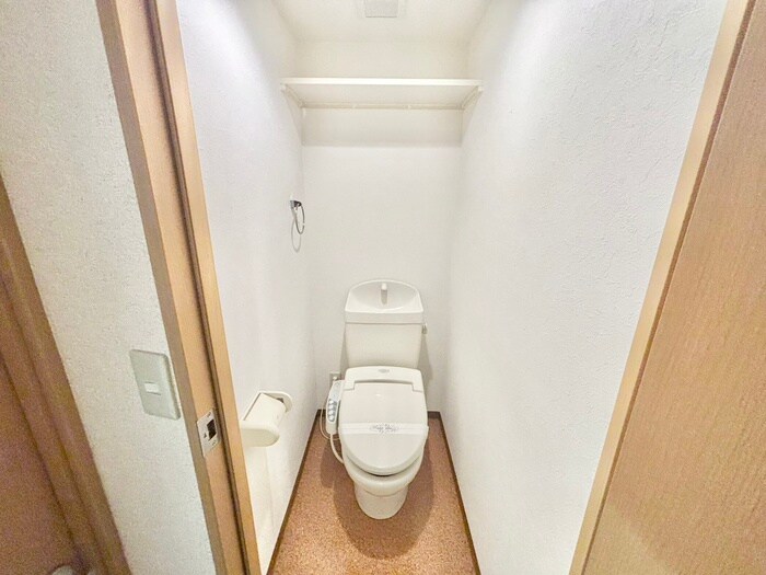 物件内観写真17　(トイレ)