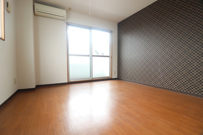 物件内観写真10　(居室)