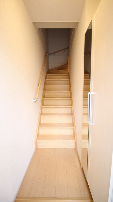 物件内観写真17　(廊下)