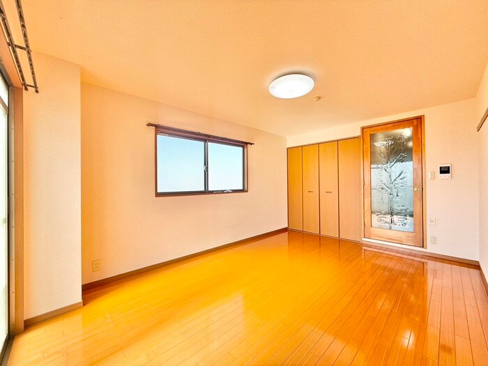 物件内観写真8　(居室)