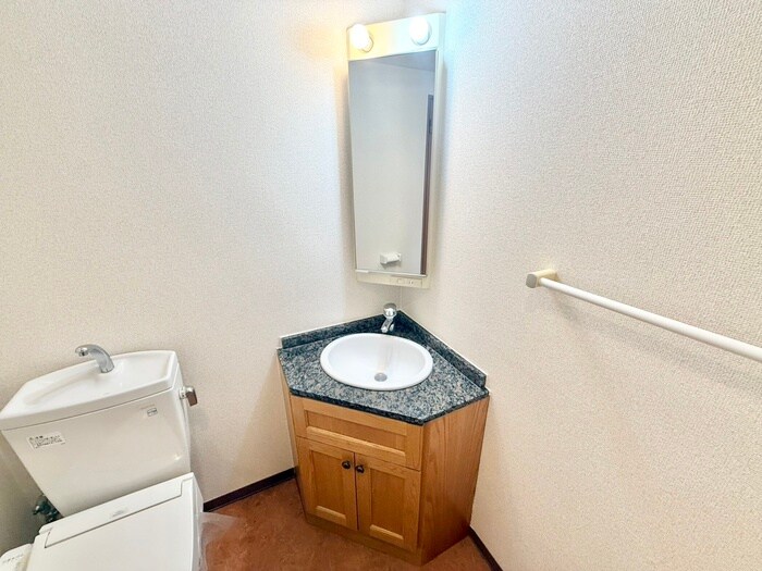 物件内観写真14　(洗面)