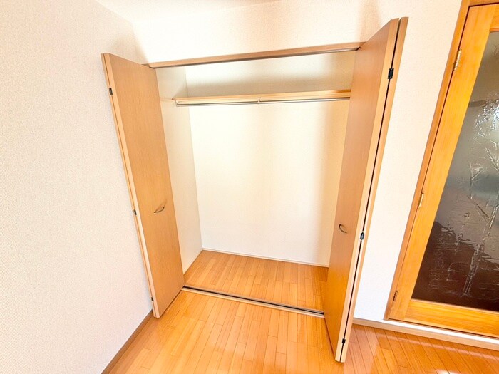 物件内観写真15　(収納)