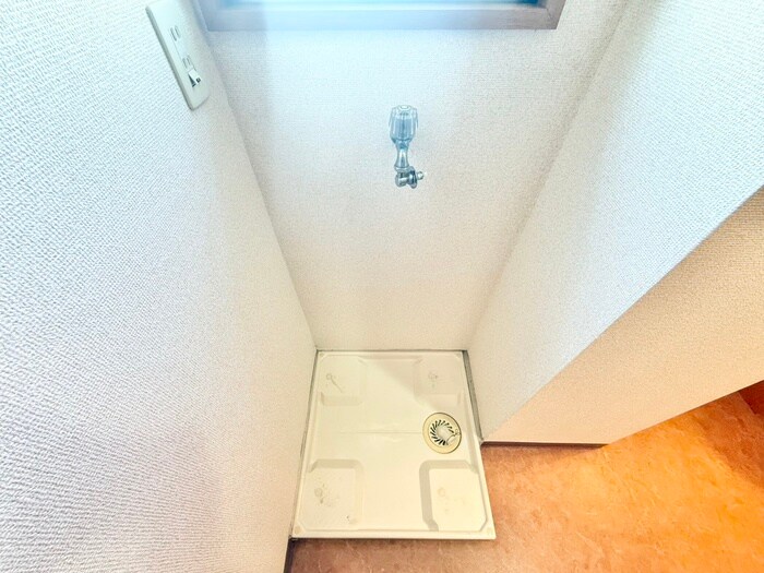 物件内観写真19　(洗濯機置場)
