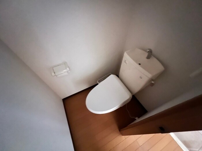 物件内観写真12　(トイレ)