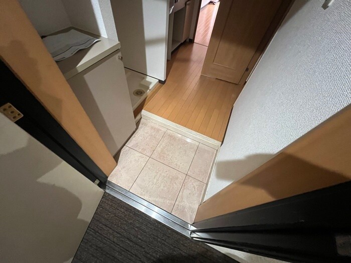 物件内観写真21　(玄関)