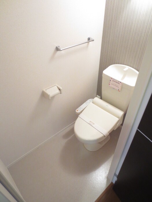 物件内観写真16　(トイレ)