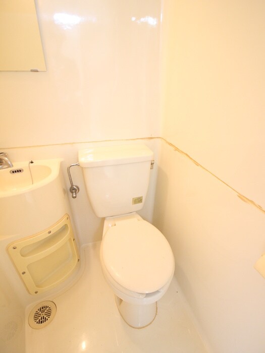 物件内観写真11　(トイレ)