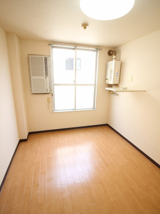 物件内観写真17　(内観写真)