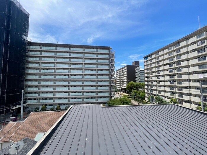 物件内観写真22　(室内からの展望)