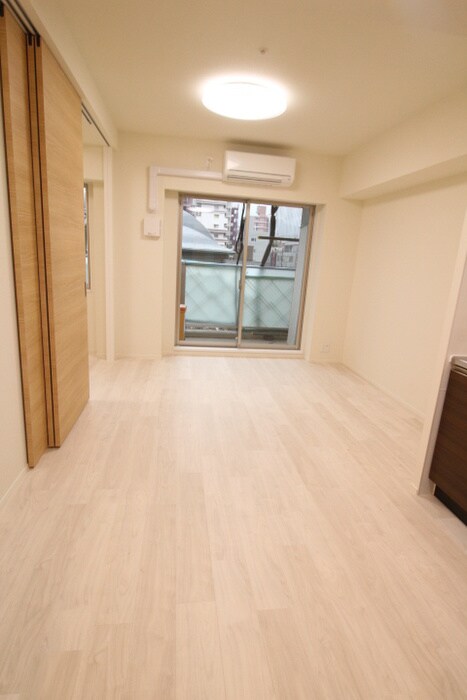 物件内観写真13　(居室)