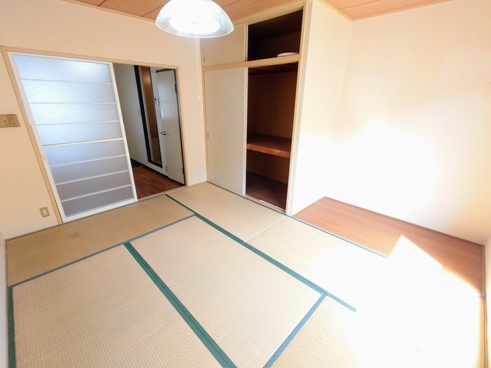 物件内観写真8　(居室)