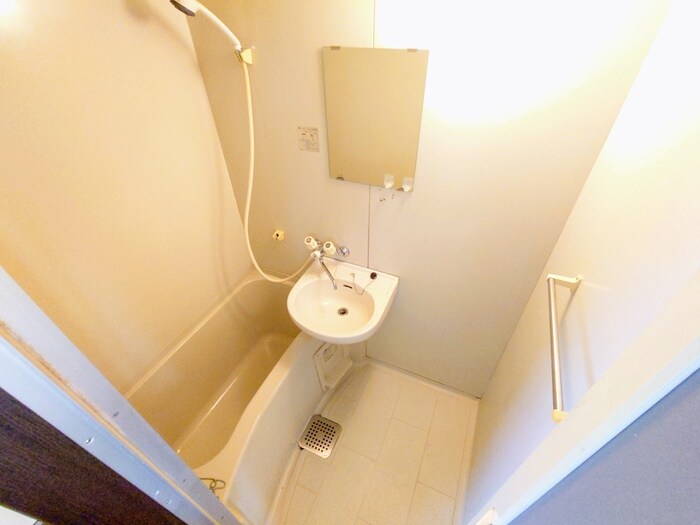 物件内観写真12　(バス／シャワールーム等)