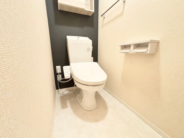 物件内観写真16　(トイレ)