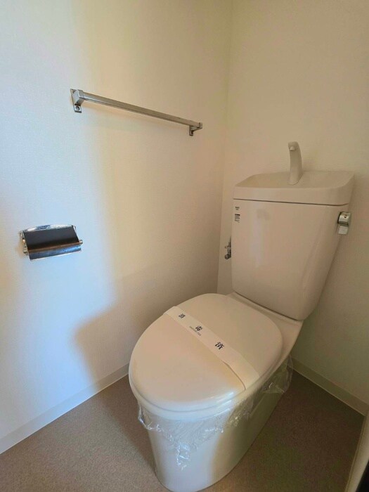 物件内観写真11　(トイレ)