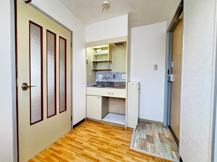 物件内観写真8　(居室)