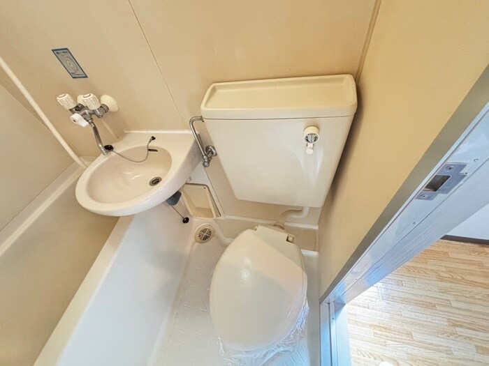 物件内観写真11　(トイレ)