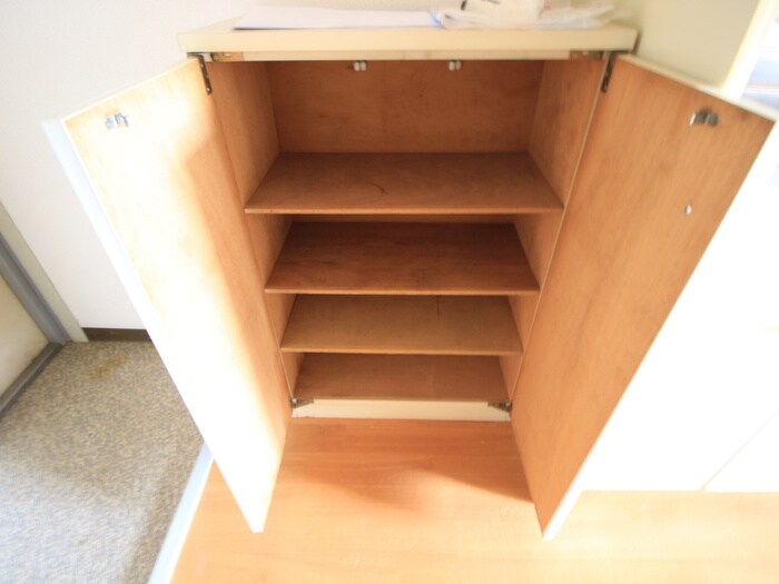 物件内観写真15　(靴箱)