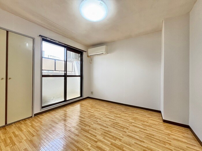 物件内観写真15　(居室)