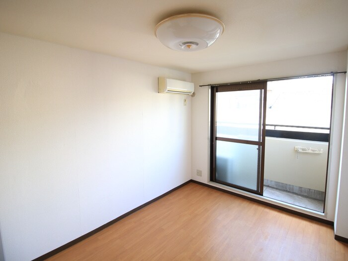 物件内観写真17　(居室)