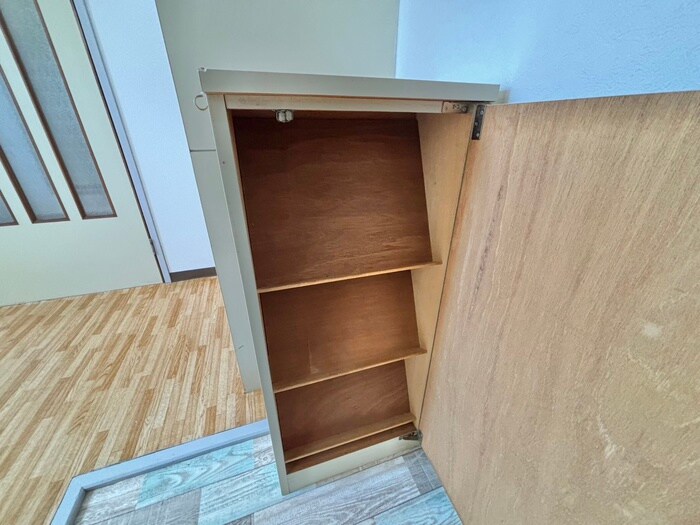 物件内観写真18　(靴箱)