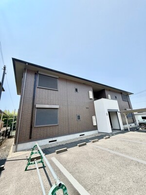 メゾン松ヶ丘外観写真
