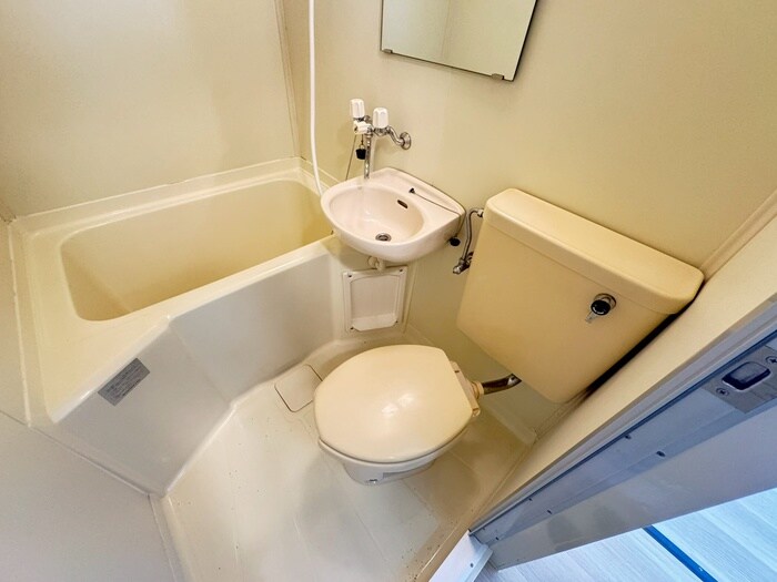 物件内観写真11　(トイレ)