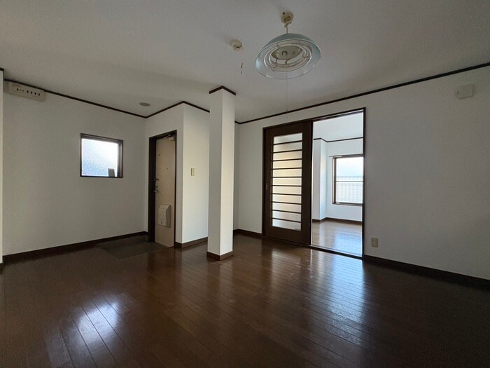 物件内観写真8　(居室)