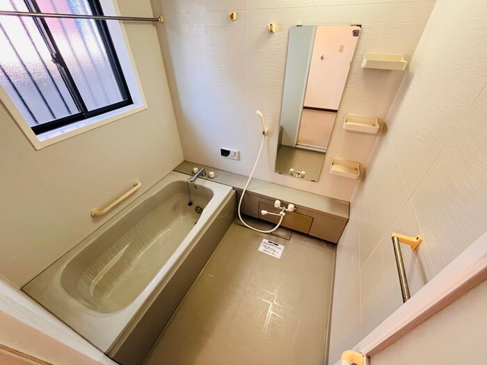 物件内観写真10　(バス／シャワールーム等)