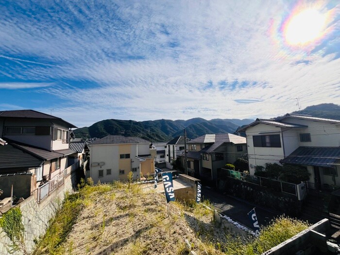 物件内観写真21　(室内からの展望)