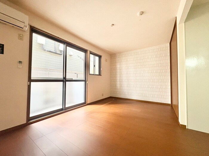 物件内観写真10　(居室)
