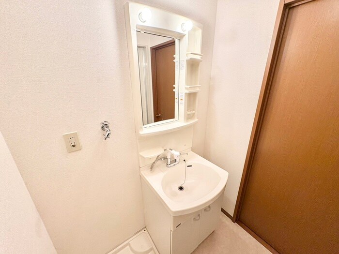 物件内観写真12　(洗面)