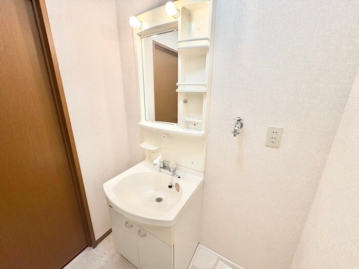 物件内観写真13　(洗面)