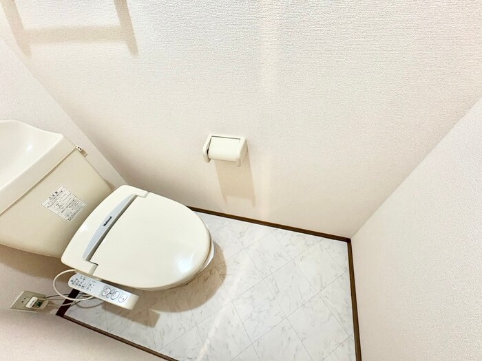 物件内観写真15　(トイレ)