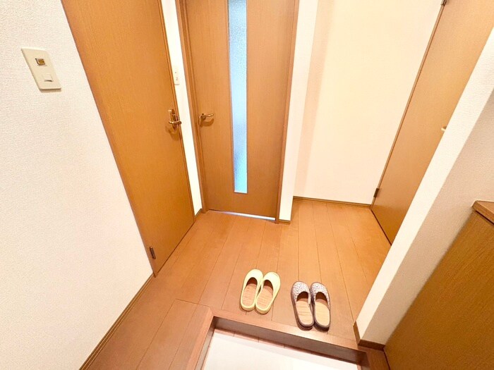 物件内観写真18　(廊下)