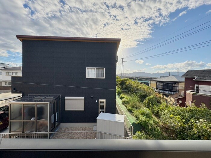 物件内観写真20　(室内からの展望)