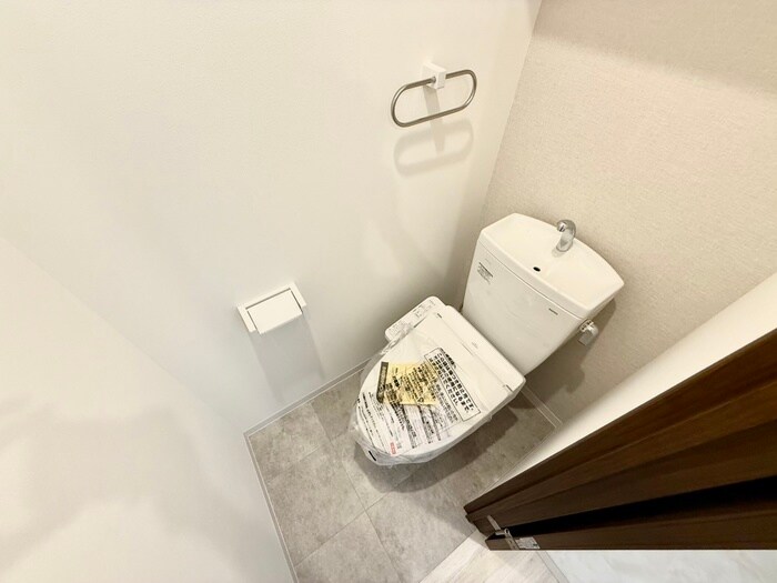 物件内観写真9　(トイレ)