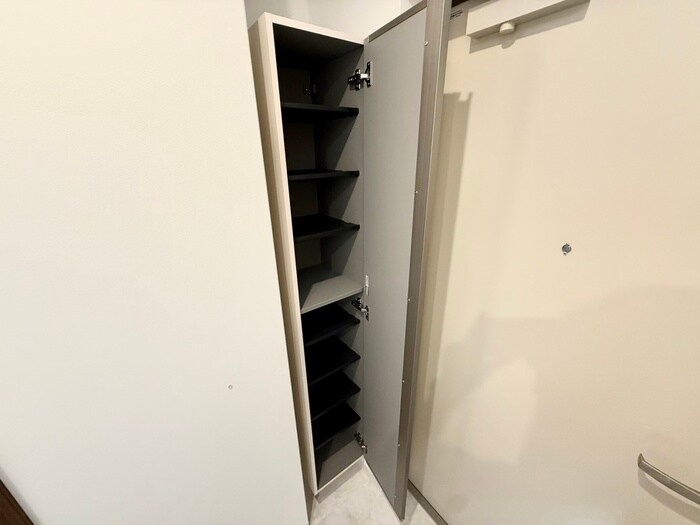物件内観写真13　(靴箱)