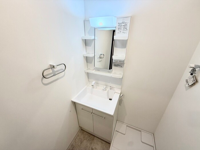 物件内観写真13　(洗面)