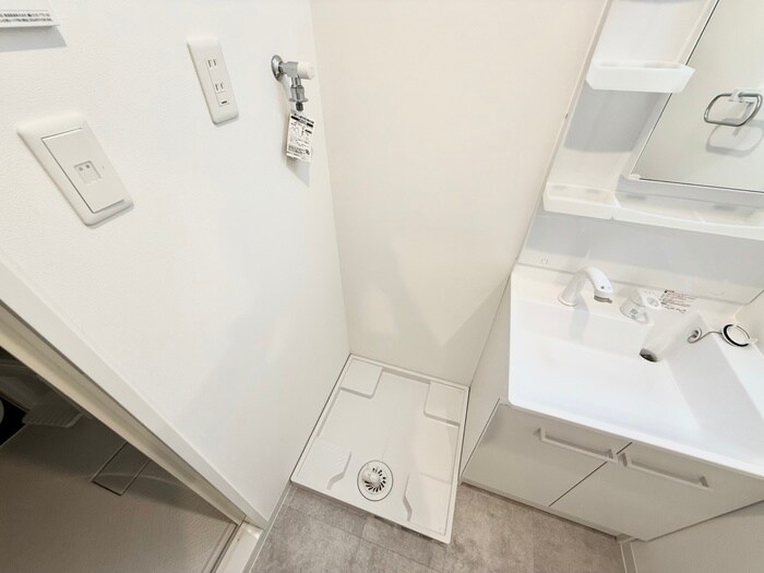 物件内観写真13　(洗濯機置場)