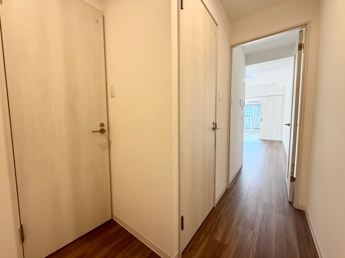 物件内観写真14　(廊下)