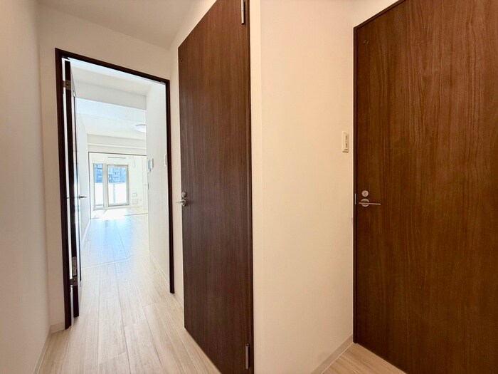 物件内観写真18　(廊下)