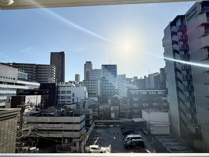 物件内観写真19　(室内からの展望)