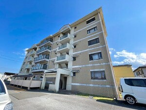 ワイズマンション栗東外観写真