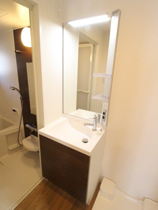 物件内観写真8　(洗面)