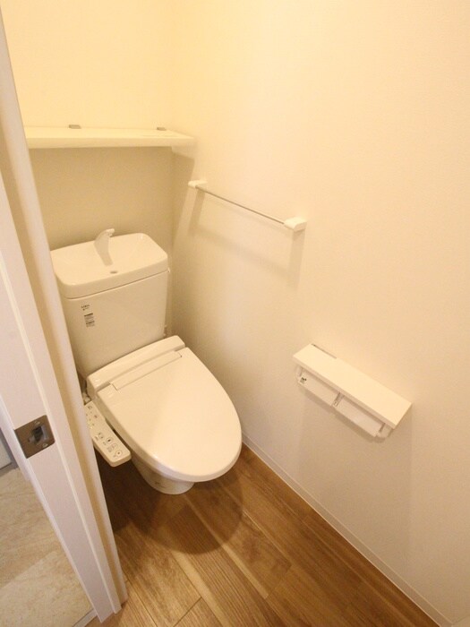 物件内観写真11　(トイレ)