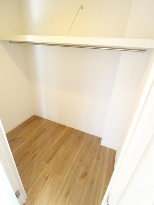 物件内観写真12　(収納)