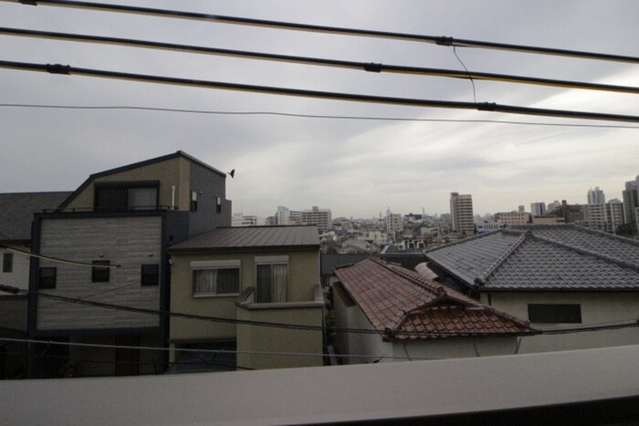 物件内観写真16　(室内からの展望)