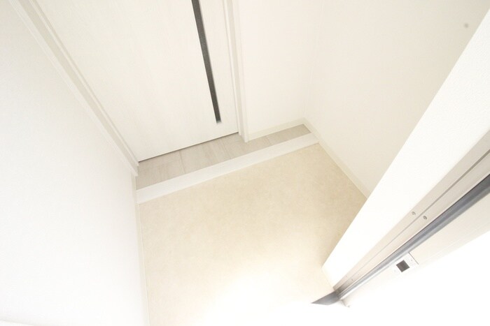 物件内観写真21　(玄関)