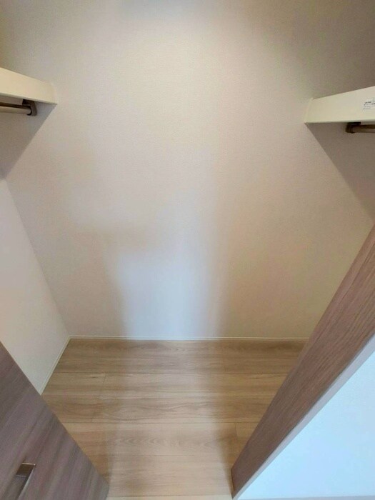 物件内観写真13　(収納)