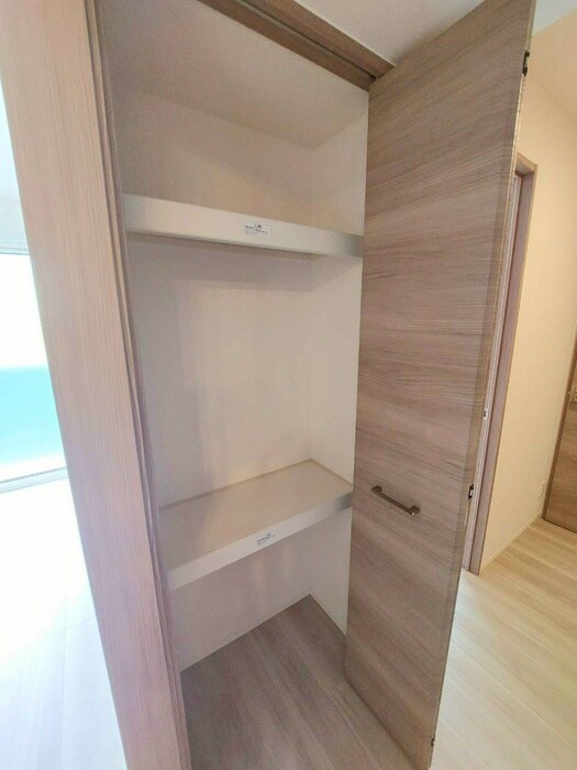 物件内観写真13　(収納)